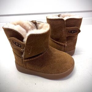 NEW Baby girl UGGS